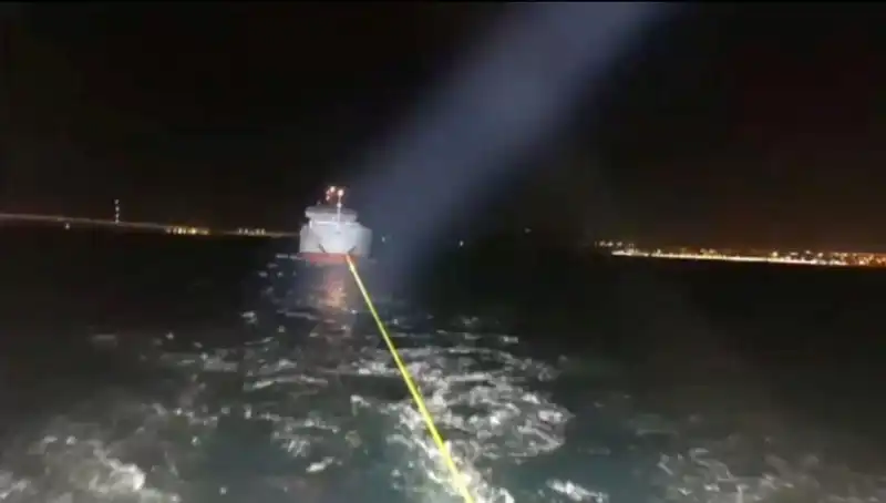 Çanakkale Boğazı'nda Neler Oldu? Gemi Arızası Büyük Krize Yol Açtı