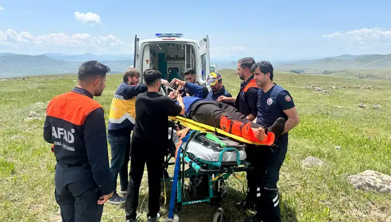 Kayalıklara Düşen Çobanın Kurtarılması için Başlatılan Tüm Çabalar