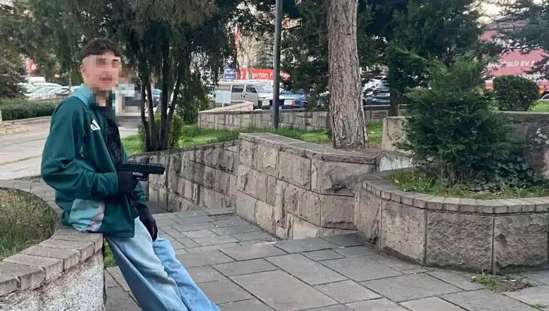 Yol Verme Kavgası Cinayetle Sonuçlandı: Üç Kardeş ve Baba Gözaltında