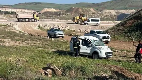 Mardin'de Feci Kaza: Dört Kişi Yaralandı, Olay Yeri Korku Dolu Anlara Tanıklık Etti