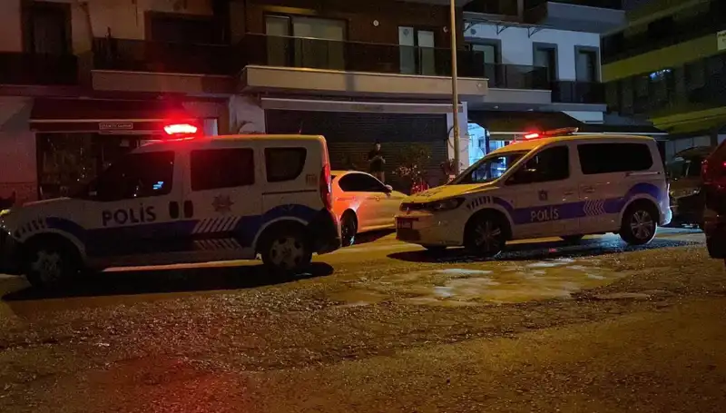Kocaeli'de Bıçaklı Kavga: Gençler Arasında Yaşanan Olayda İki Yaralı