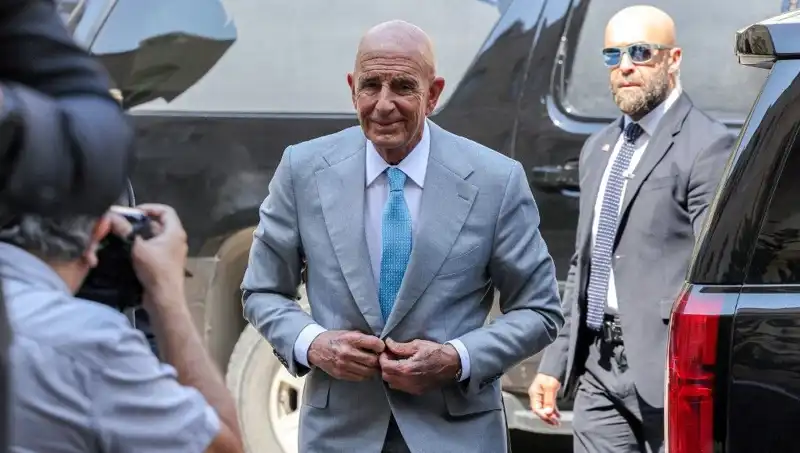 Suriye'de Sükunet Çağrısı: ABD Elçisi Barrack'tan Olaylara İlişkin Kritik Açıklamalar