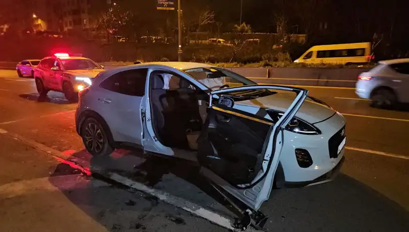 Bayrampaşa'da Feci Zincirleme Kaza: 2 Can Yandı, 4 Yaralı