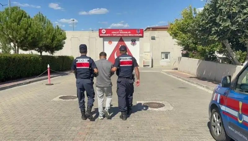 44 Yıl Hapis Cezasıyla Aranan Şüpheli Edremit'te Ele Geçirildi