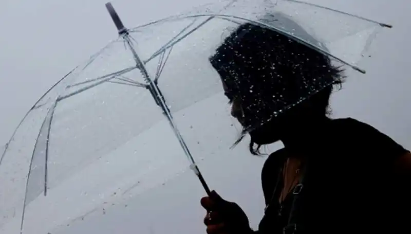Yağışlı Hava Geri Dönüyor: Meteoroloji'den Uyarılar ve Beklentiler