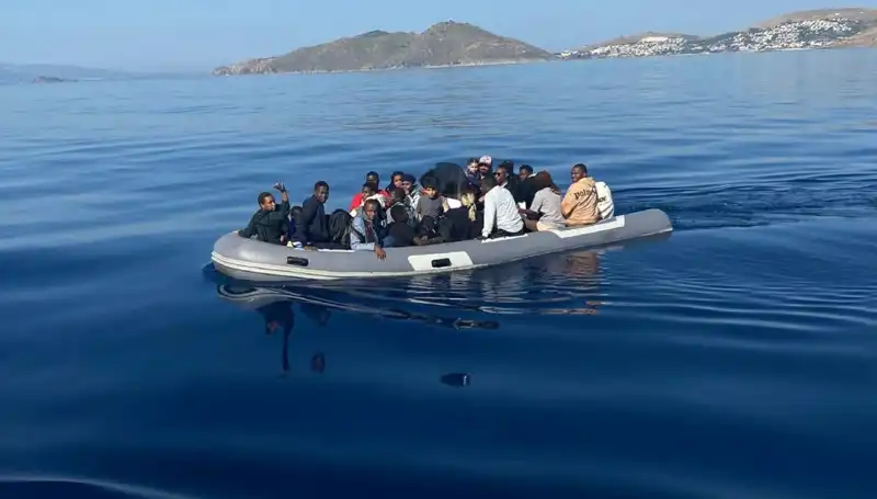 Bodrum'da Şok: 25 Düzensiz Göçmen Yakalandı, Sır Perdesi Aralanıyor