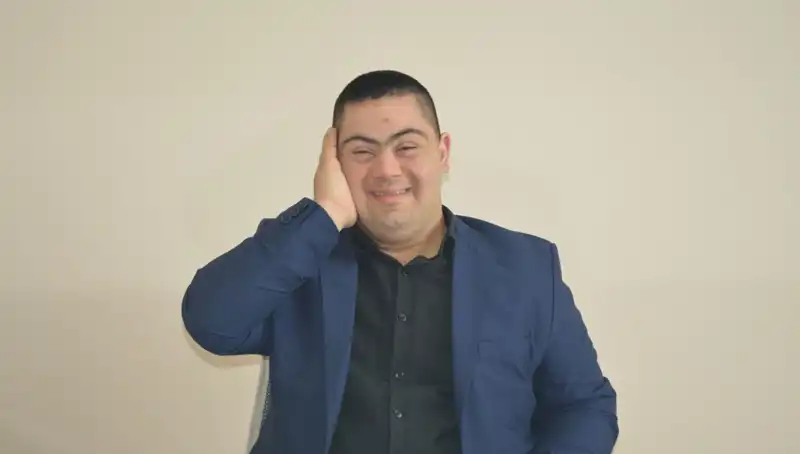 Down Sendromlu Erdinç’in Hayalini Gerçekleştiren Destan: Hikayesiyle Kalpleri Fethediyor